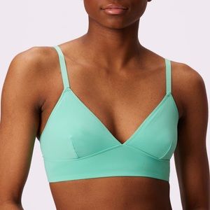 New! Parade Dream Sculpt Longline Bralette in Buttermint